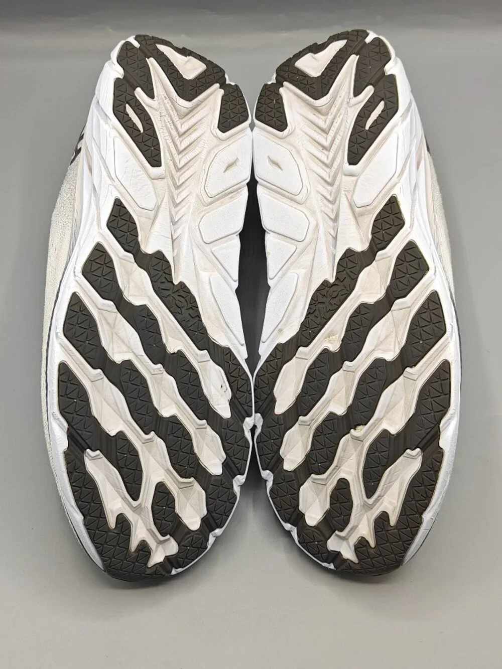 Hoka One One hoka one
